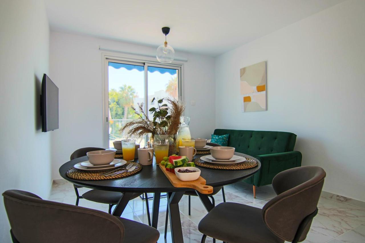 Phaedrus Living Seaside Luxury Flat Athina 21 Apartment Paphos Exterior photo